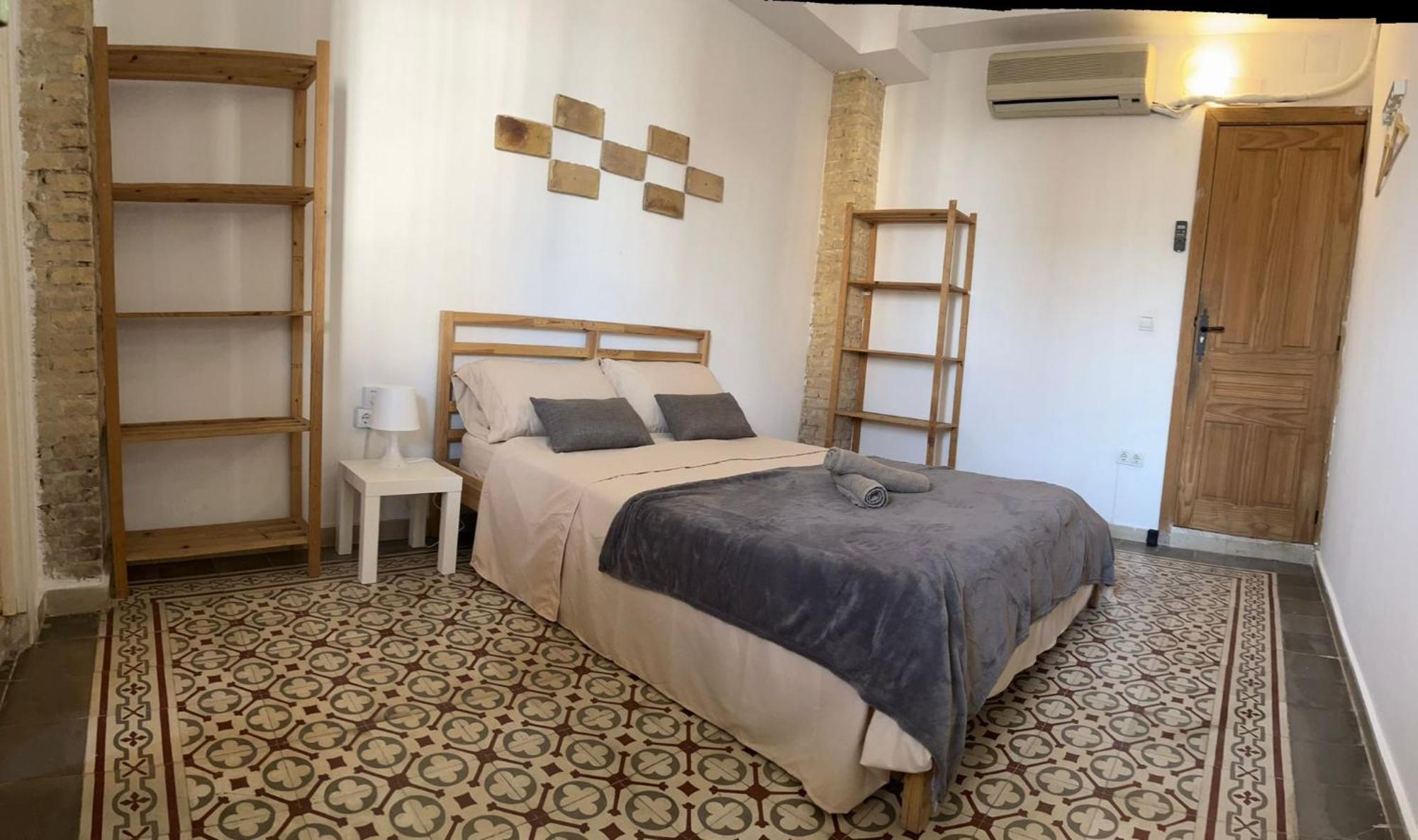 ולנסיה Kiwi Rooms Auto Check-In חדר תמונה